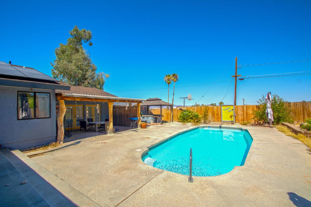 71817 Samarkand Drive