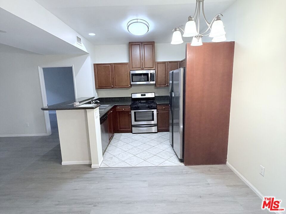 13941 Sherman Way 204