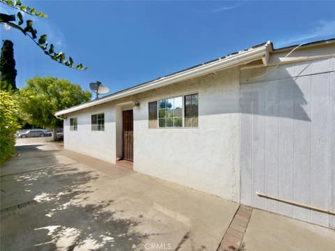 Photo of 11454 Sunburst Street, Sylmar, CA 91342 (MLS # SR26181337)