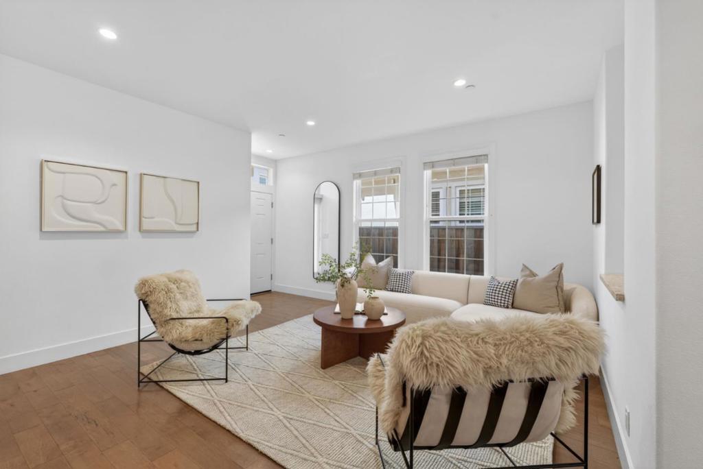 1083 Ed Roth Terrace, Sunnyvale CA 94086