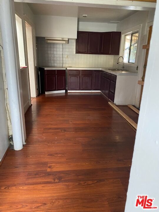 5061 Fountain Avenue