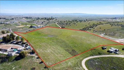 Photo of 0 Sunburst Road, Paso Robles, CA 93446 (MLS # NS26023623)