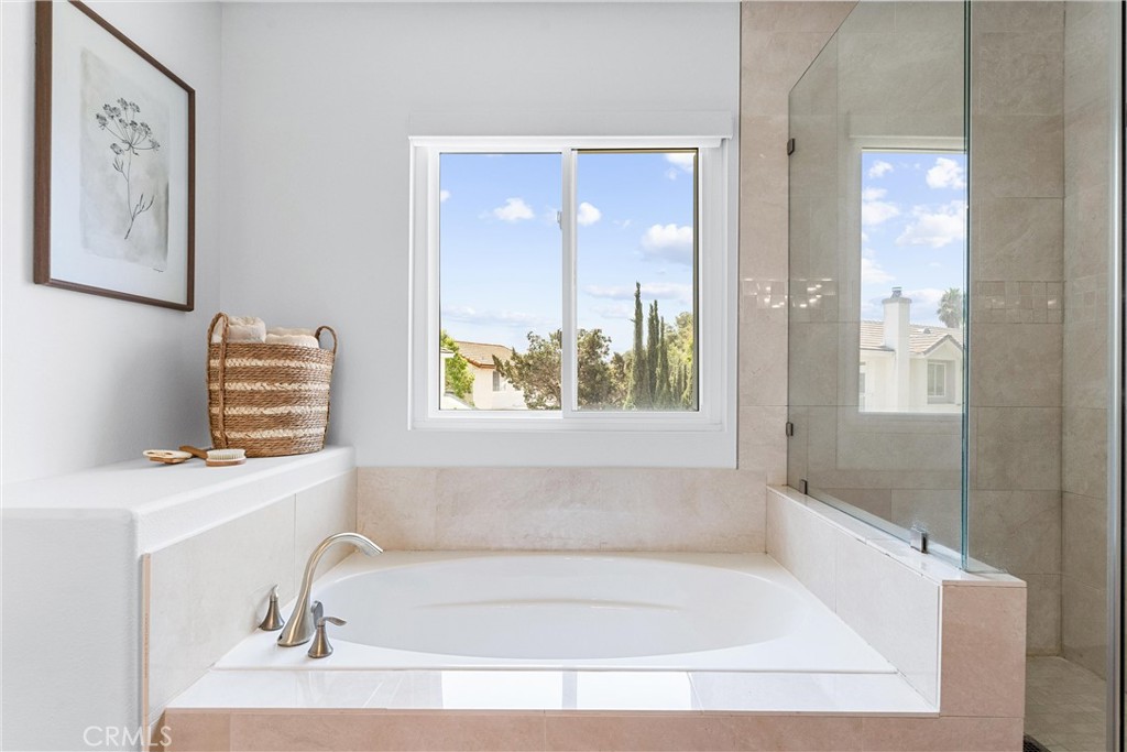 Revere (REVE) - Residential Lease