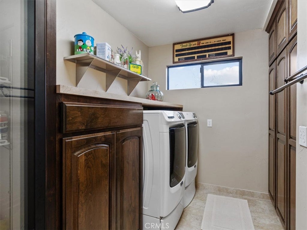 Atascadero, California, 93422, United States, 4 Bedrooms Bedrooms, ,3 BathroomsBathrooms,Residential,Active,2041530
