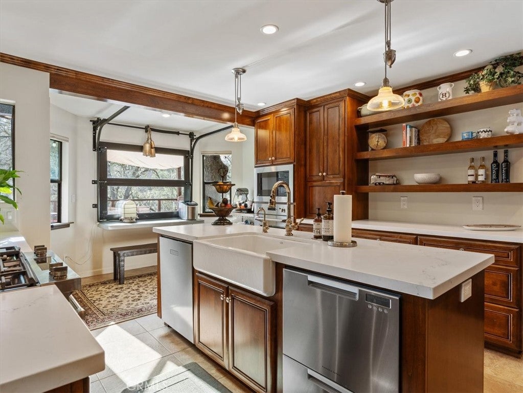 Atascadero, California, 93422, United States, 4 Bedrooms Bedrooms, ,3 BathroomsBathrooms,Residential,Active,2041530