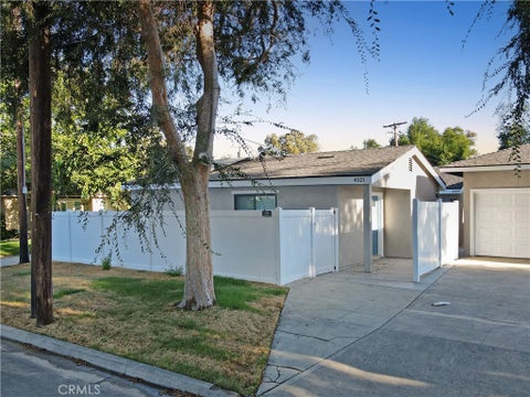 Photo of 4521 Emerson Street, Riverside, CA 92506 (MLS # DW26210261)