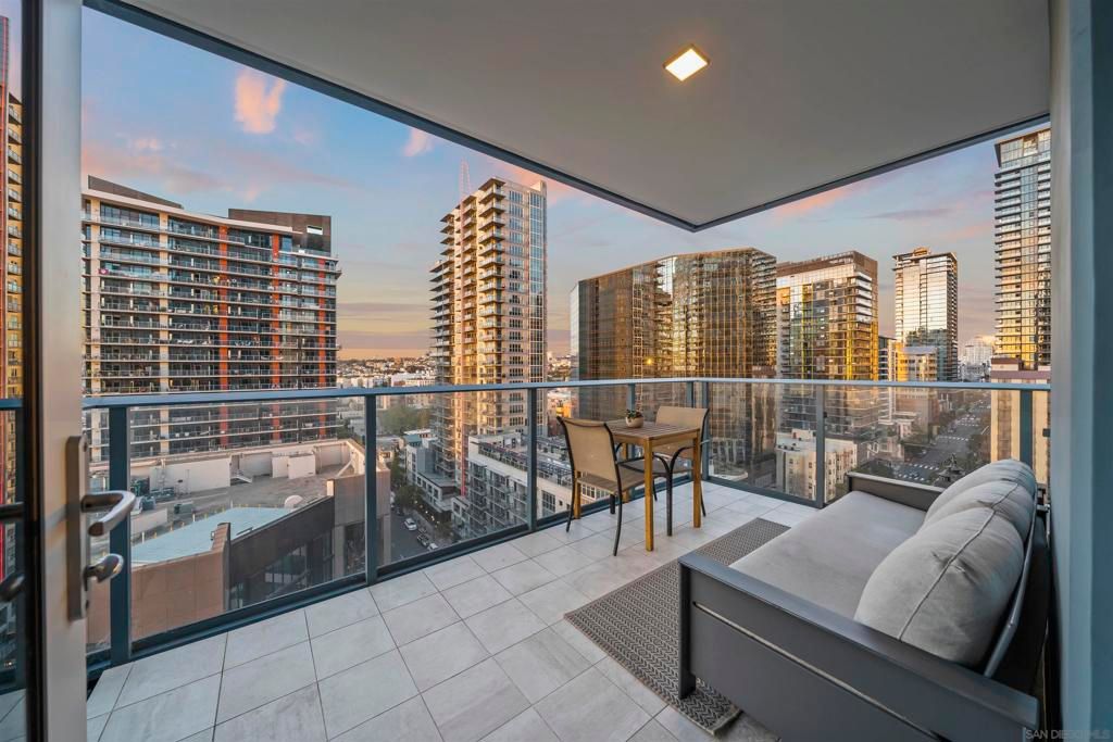 Photo of San Diego, CA 92101 (MLS # 260004985SD)