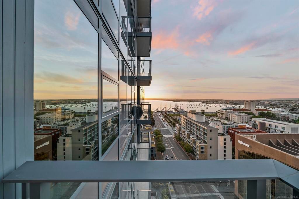 Photo of San Diego, CA 92101 (MLS # 260004985SD)