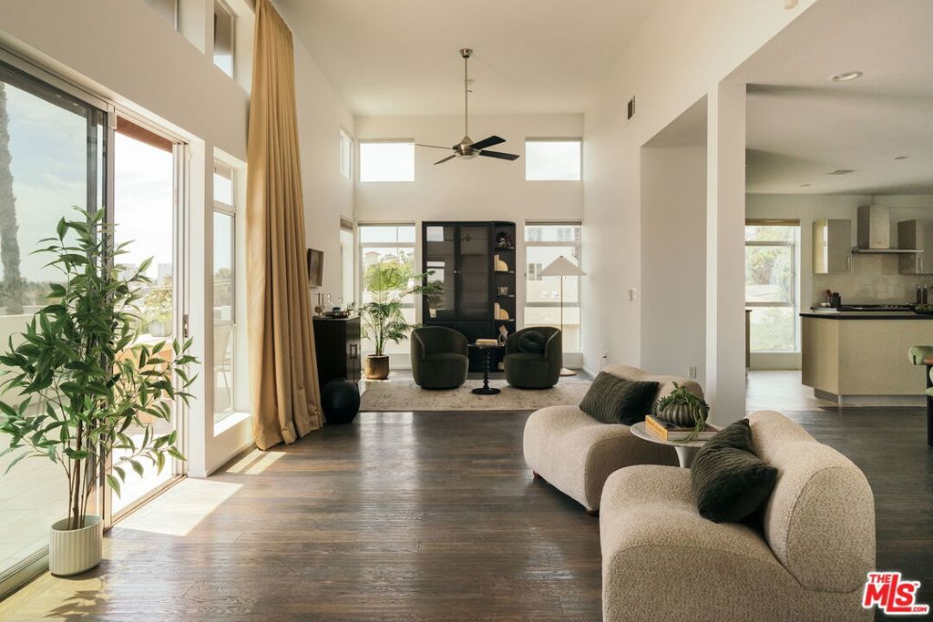 Photo of 8703 W Knoll Drive #301, West Hollywood, CA 90069 (MLS # 25580213)