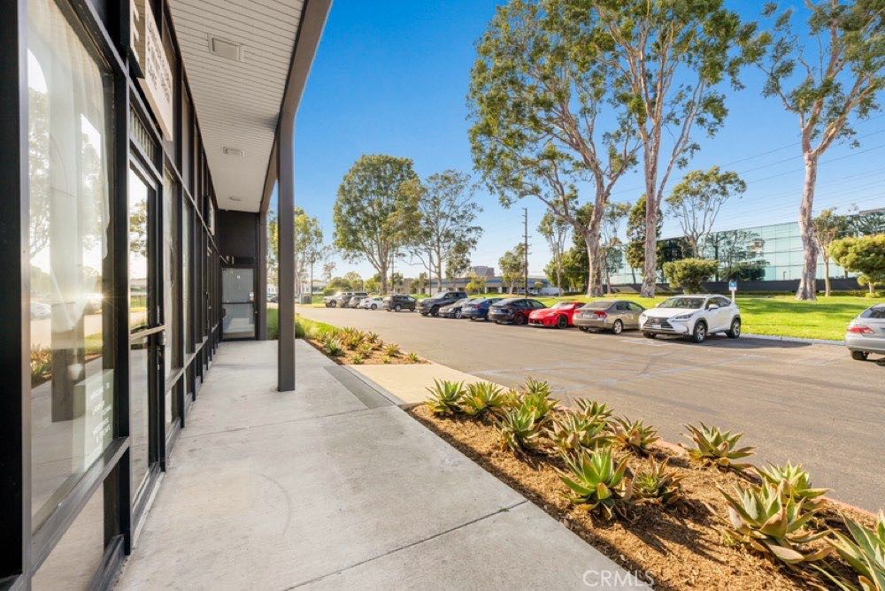 17895 SKY PARK Cir E