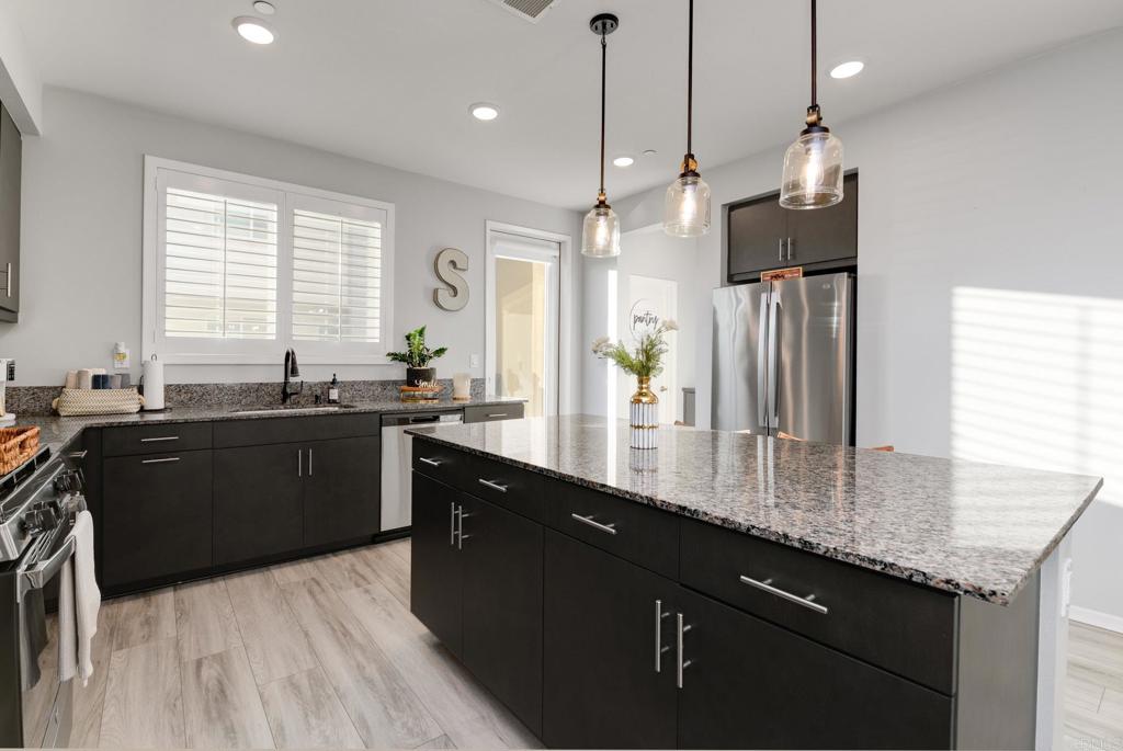 5276 Beachfront Cove Street 237