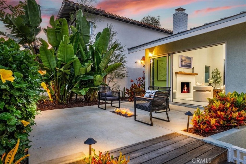 25201 Sea Vista Drive, Dana Point CA 92629 - Photo 11