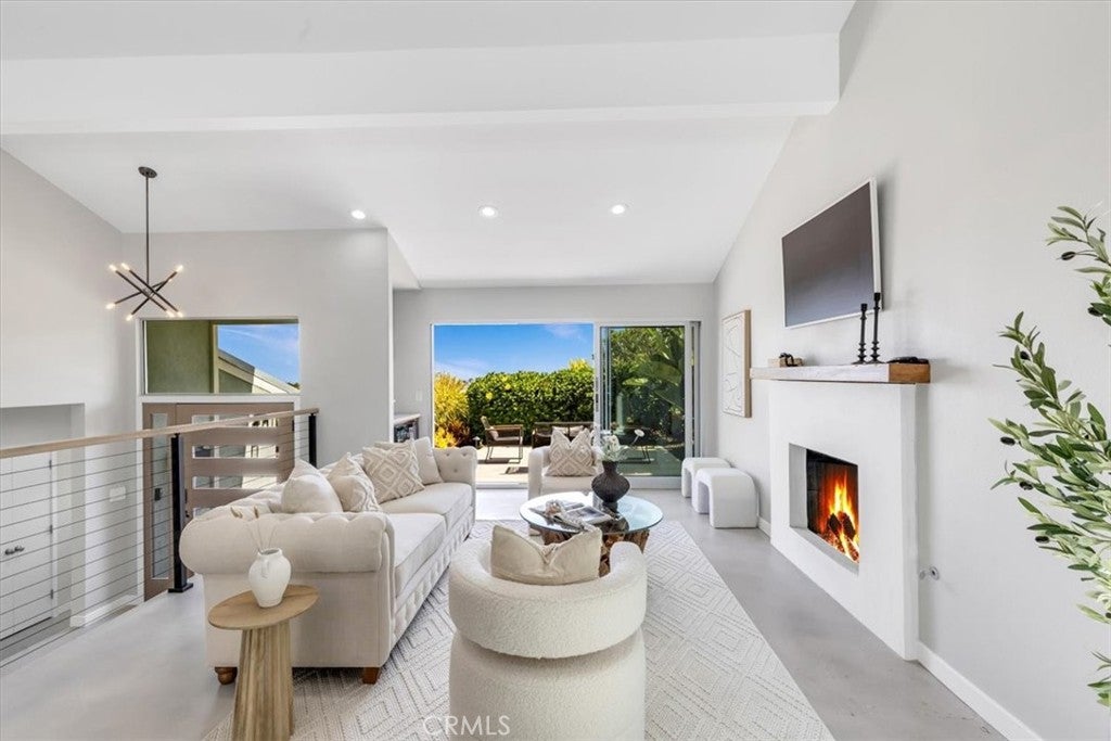 25201 Sea Vista Drive, Dana Point CA 92629 - Photo 20
