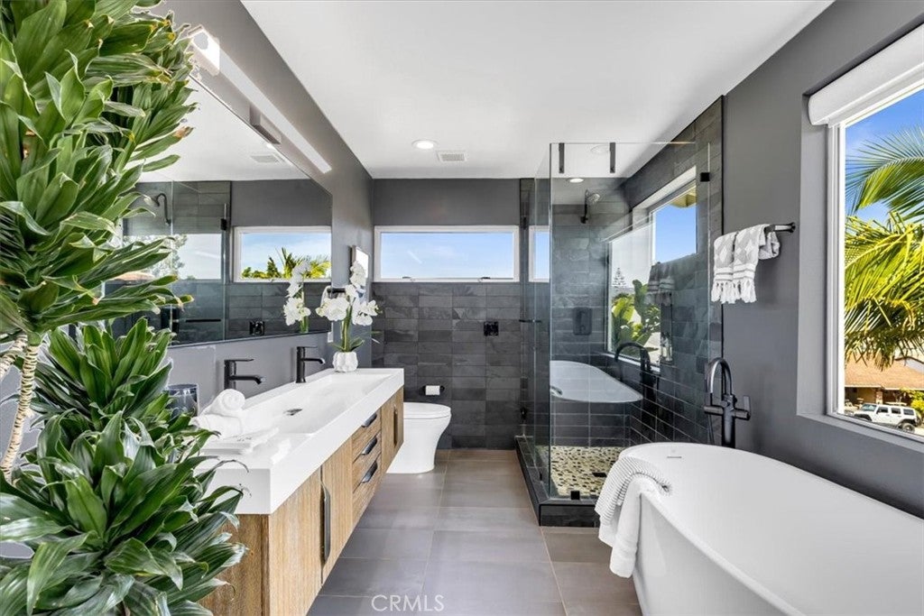 25201 Sea Vista Drive, Dana Point CA 92629 - Photo 31