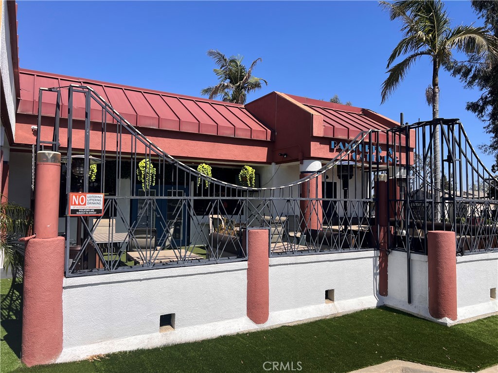 965 W Foothill Boulevard