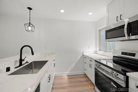 Photo of 4182 Mount Alifan Pl Pl #G, San Diego, CA 92111 (MLS # 250039337SD) Photo of 4182 Mount Alifan Pl Pl #G, San Diego, CA 92111 (MLS # 250039337SD)