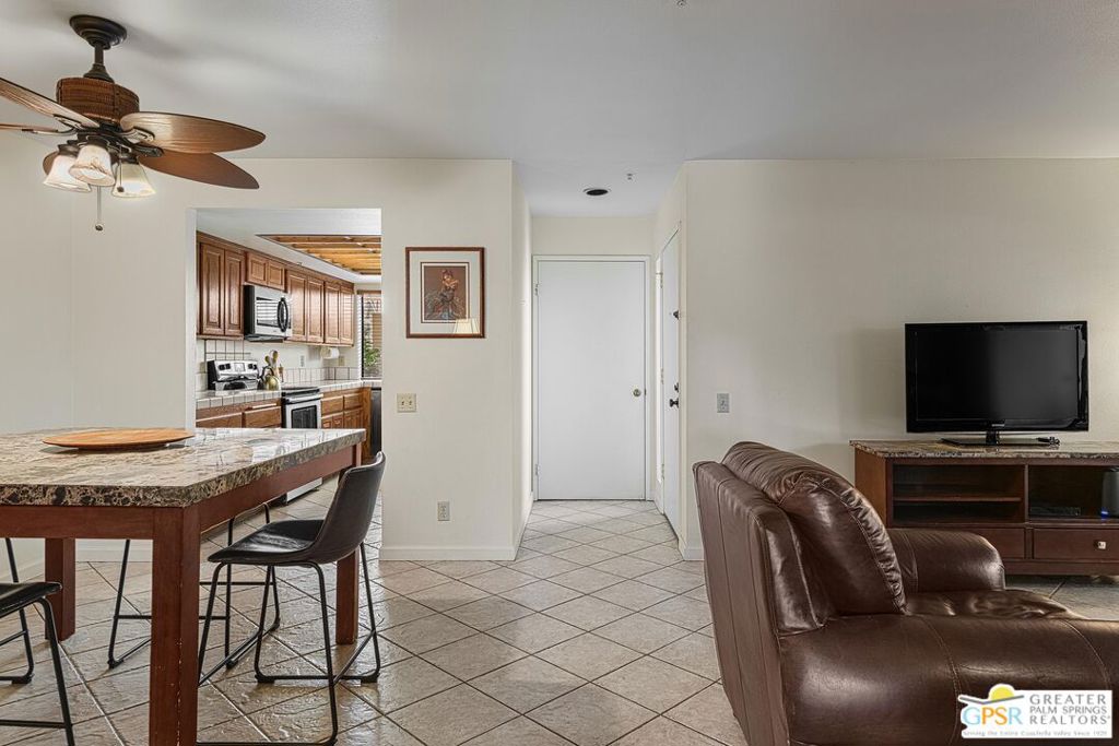 Plaza Villas - Residential