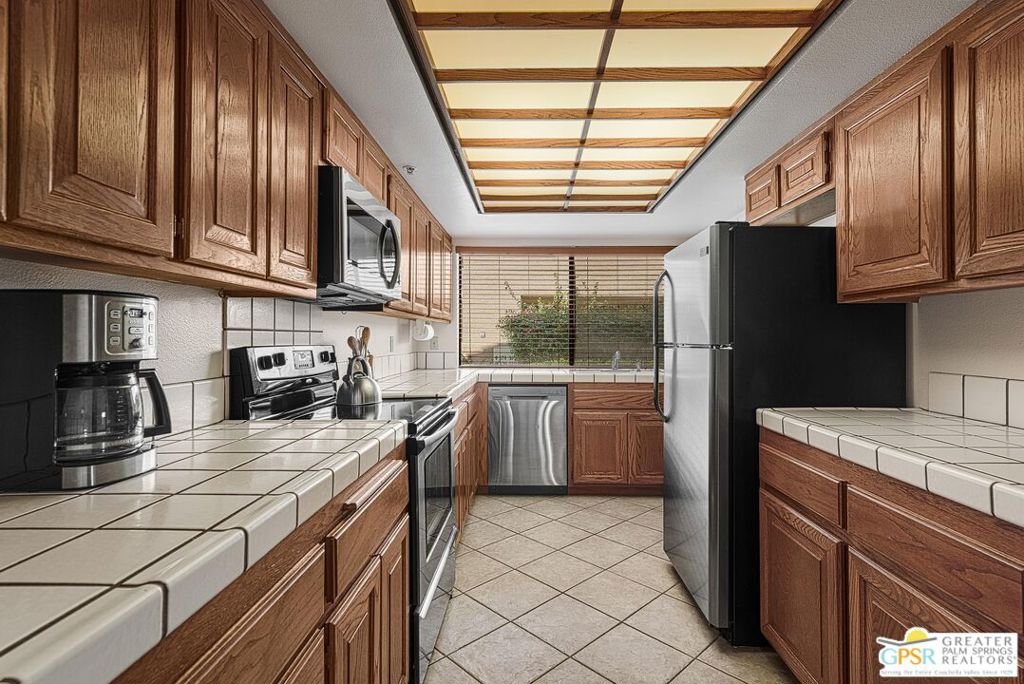 Plaza Villas - Residential