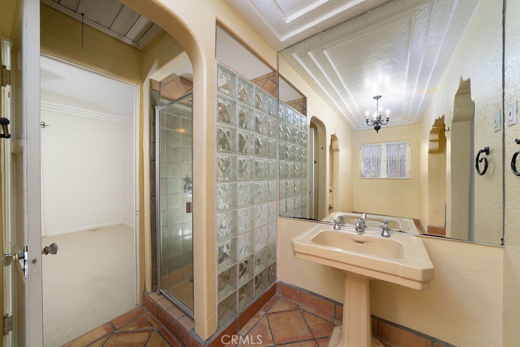 Bluff Park (BLF) - Residential Lease