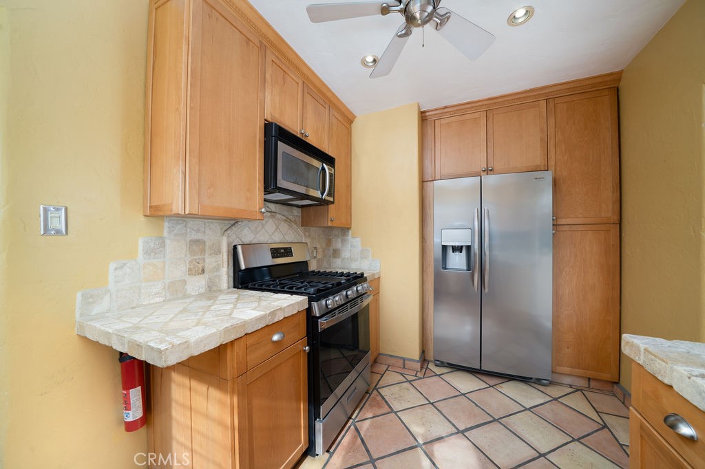 Bluff Park (BLF) - Residential Lease