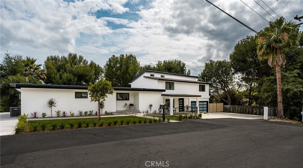 18182 Hutchings
