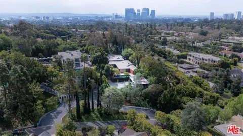 1022 Summit Drive, Beverly Hills, CA 90210 - MLS#: 26641795