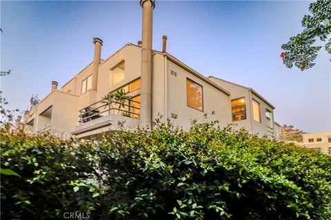 Photo of 5744 E Creekside AVE #21, Orange, CA 92869 (MLS # OC26208027)