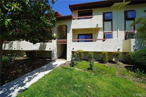 Photo of 28015 Sarabande Ln Ln #1305, Canyon Country, CA 91387 (MLS # SR26091981)