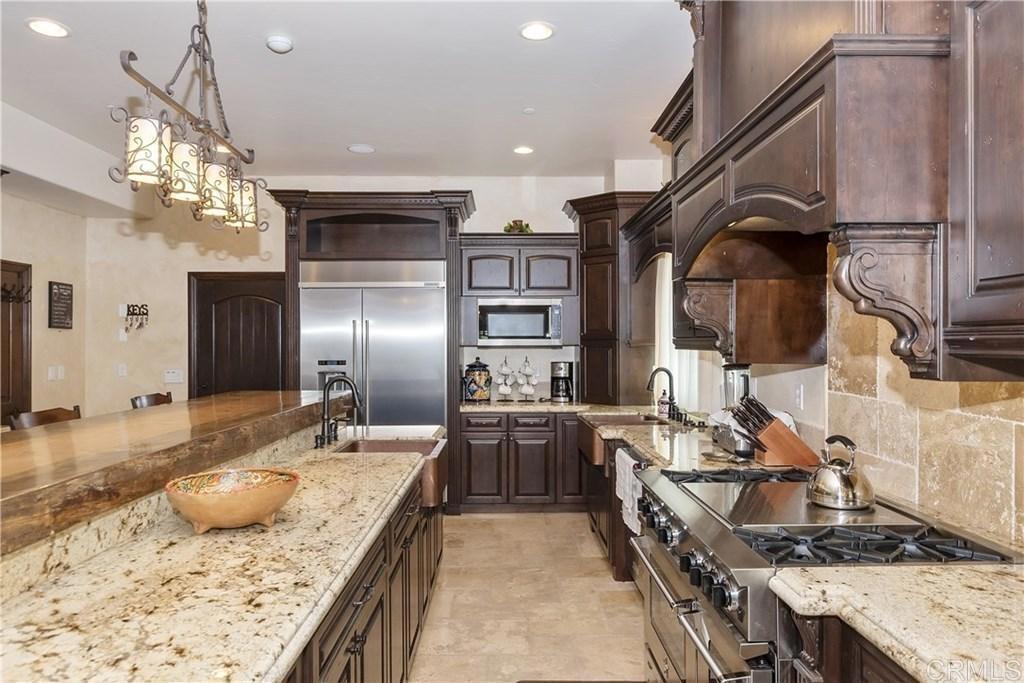 216 Alp Court