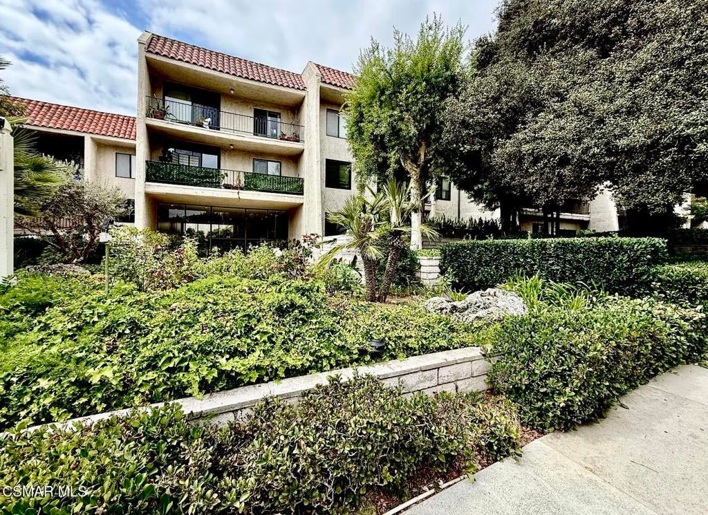 1401 Valley View Road