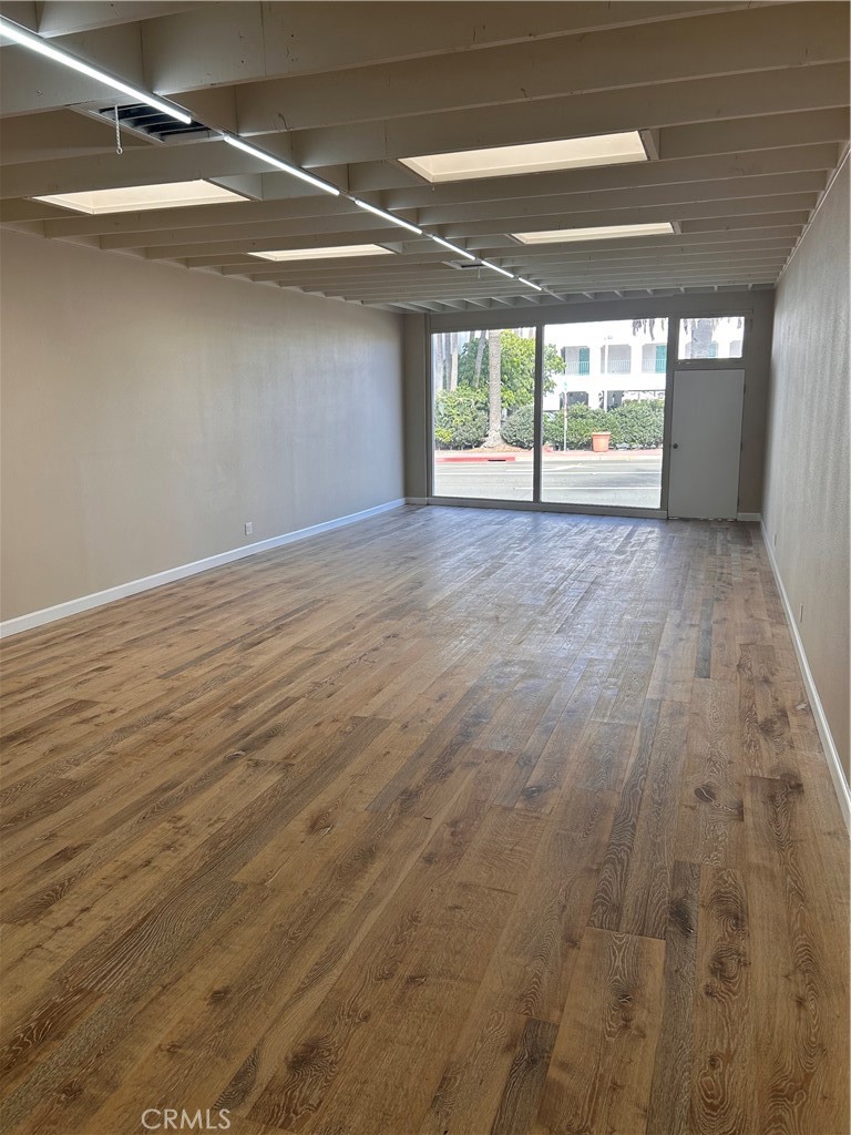 1602 N El Camino Real