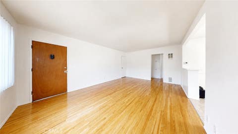 Photo of 1132 S Holt AVE #7, Los Angeles, CA 90035 (MLS # SR26178593)