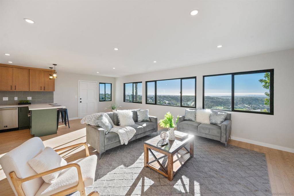 La Mesa - Residential