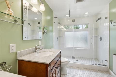 Tiny photo for 23313 Cohasset Street, West Hills, CA 91304 (MLS # SR26149258)