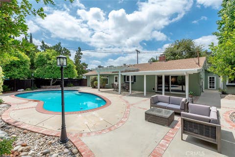 Tiny photo for 23313 Cohasset Street, West Hills, CA 91304 (MLS # SR26149258)