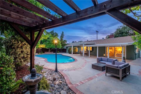 Tiny photo for 23313 Cohasset Street, West Hills, CA 91304 (MLS # SR26149258)
