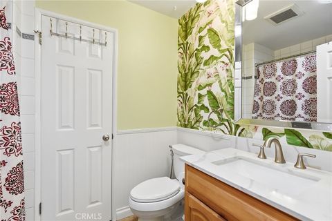 Tiny photo for 23313 Cohasset Street, West Hills, CA 91304 (MLS # SR26149258)