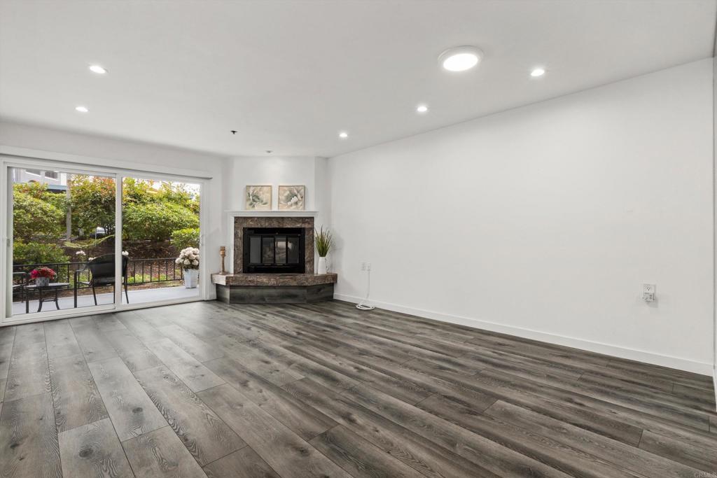 1508 Circa Del Lago B112