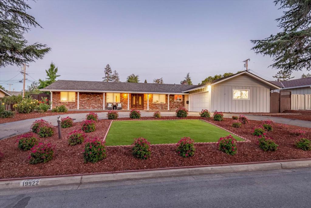 19922 SCOTLAND Drive