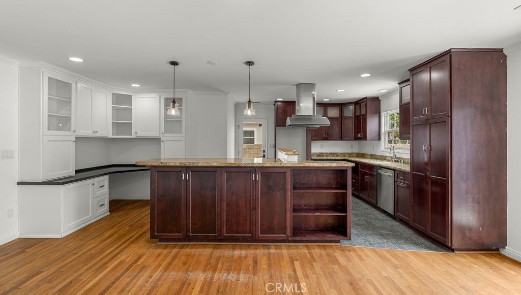 5451 E Daggett