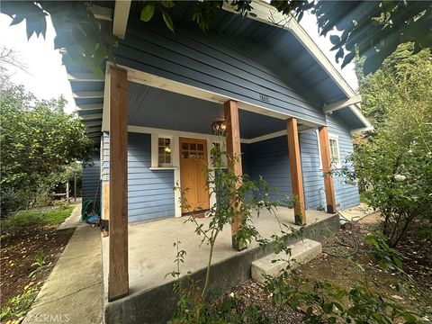 Photo of 2703 Lincoln Park Ave, Los Angeles, CA 90031 (MLS # AR26038124)