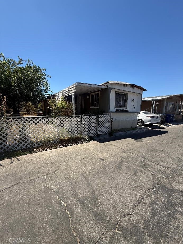 1301 Avenue I