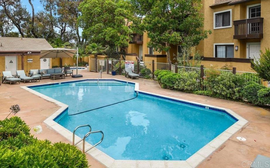 1680 N Coast Highway 101 36