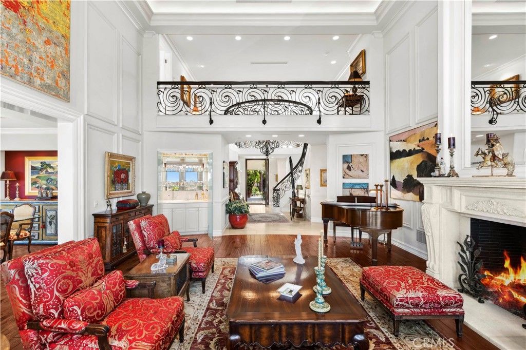 Photo of 14 Rue Chantilly, Newport Beach, CA 92660 (MLS # NP26040922)