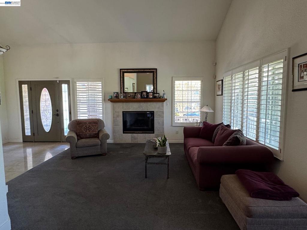 4205 Quail Hollow Pl