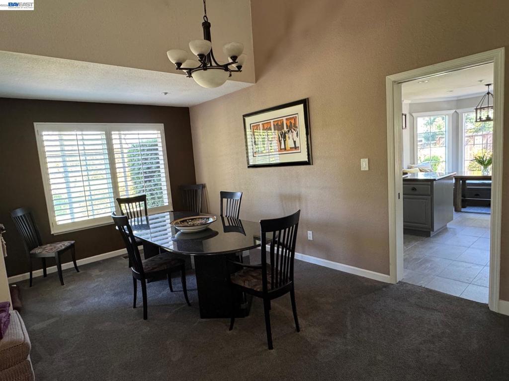 4205 Quail Hollow Pl