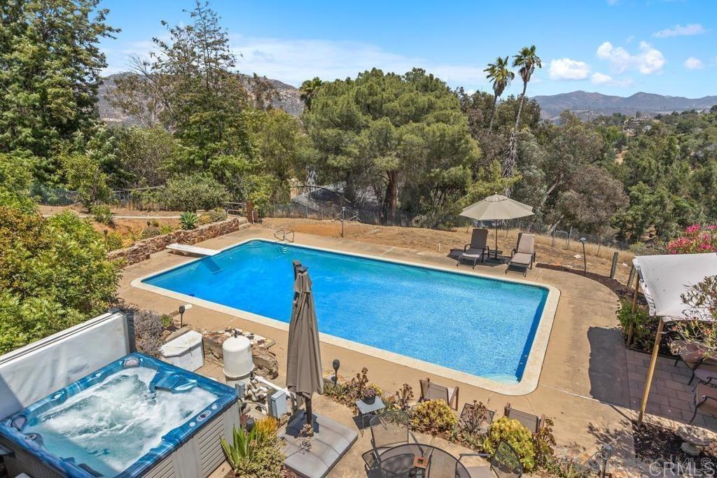 11249 Valle Vista Road