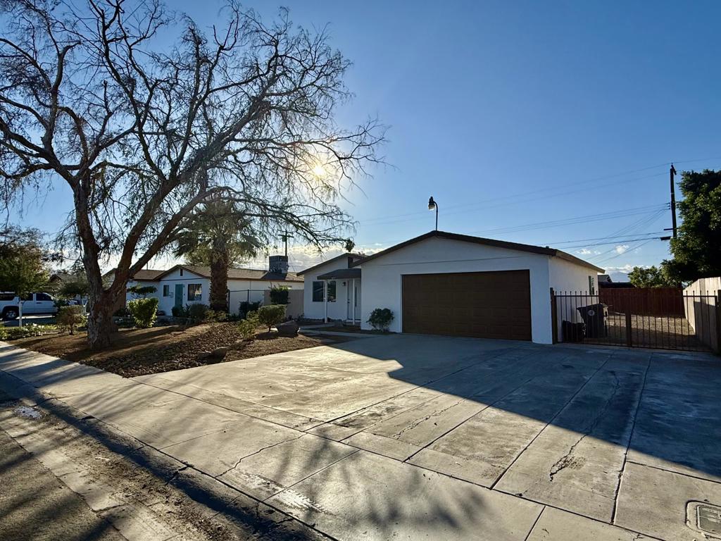 43737 Commanche Street