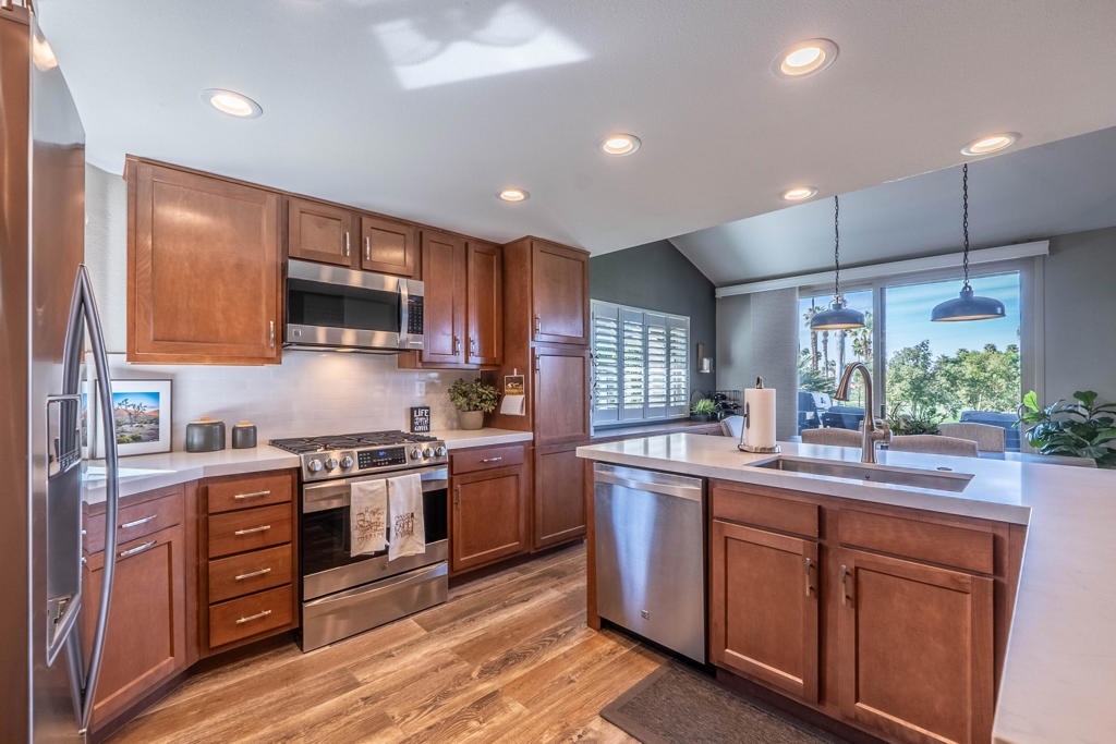 76130 Honeysuckle Drive