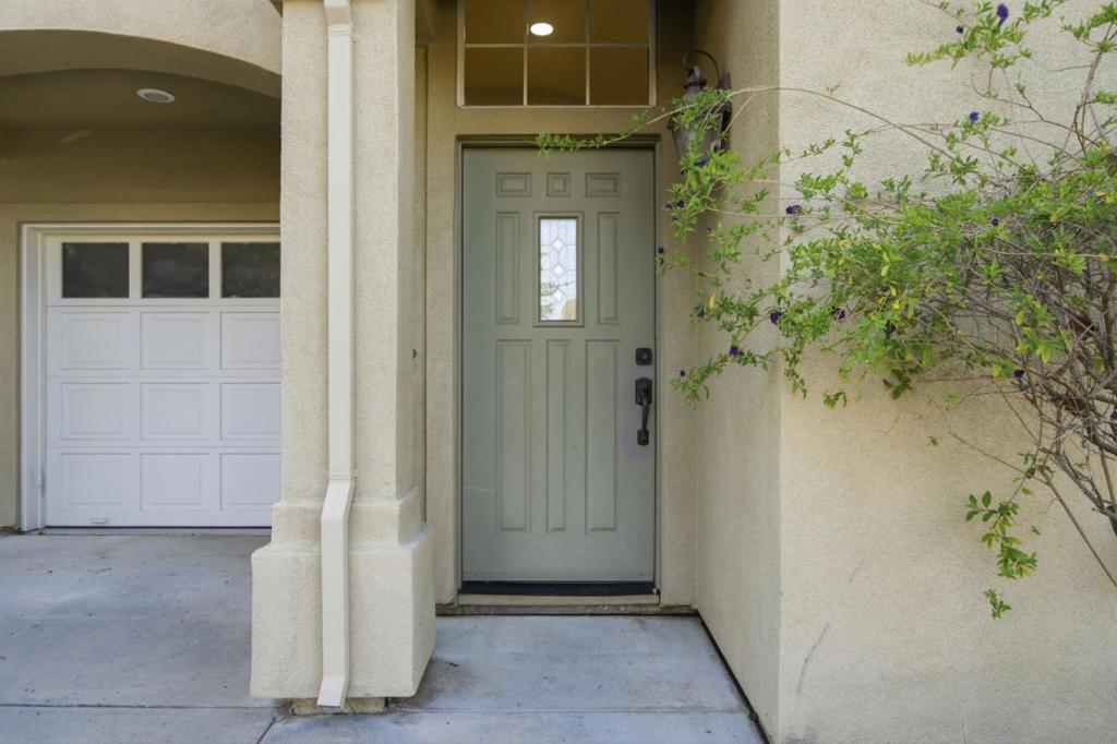39 Arroyo View Circle